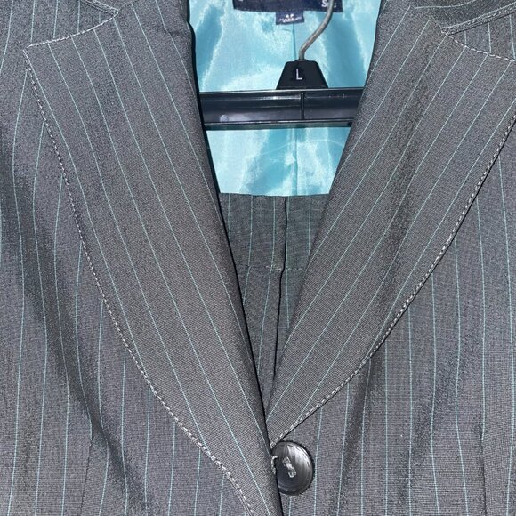 Evan Picone Women 2 Piece Grey & Blue pinstriped Suit - Picture 5 of 6